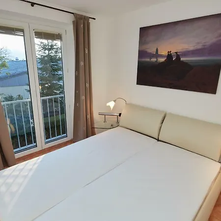 Ferienwohnung 4 Strandstrasse 8 Mit Balkon Daire