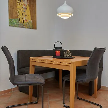 Daire Ferienwohnung 4 Strandstrasse 8 Mit Balkon