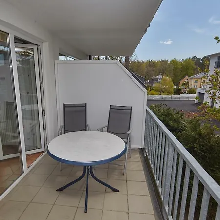 Daire Ferienwohnung 4 Strandstrasse 8 Mit Balkon